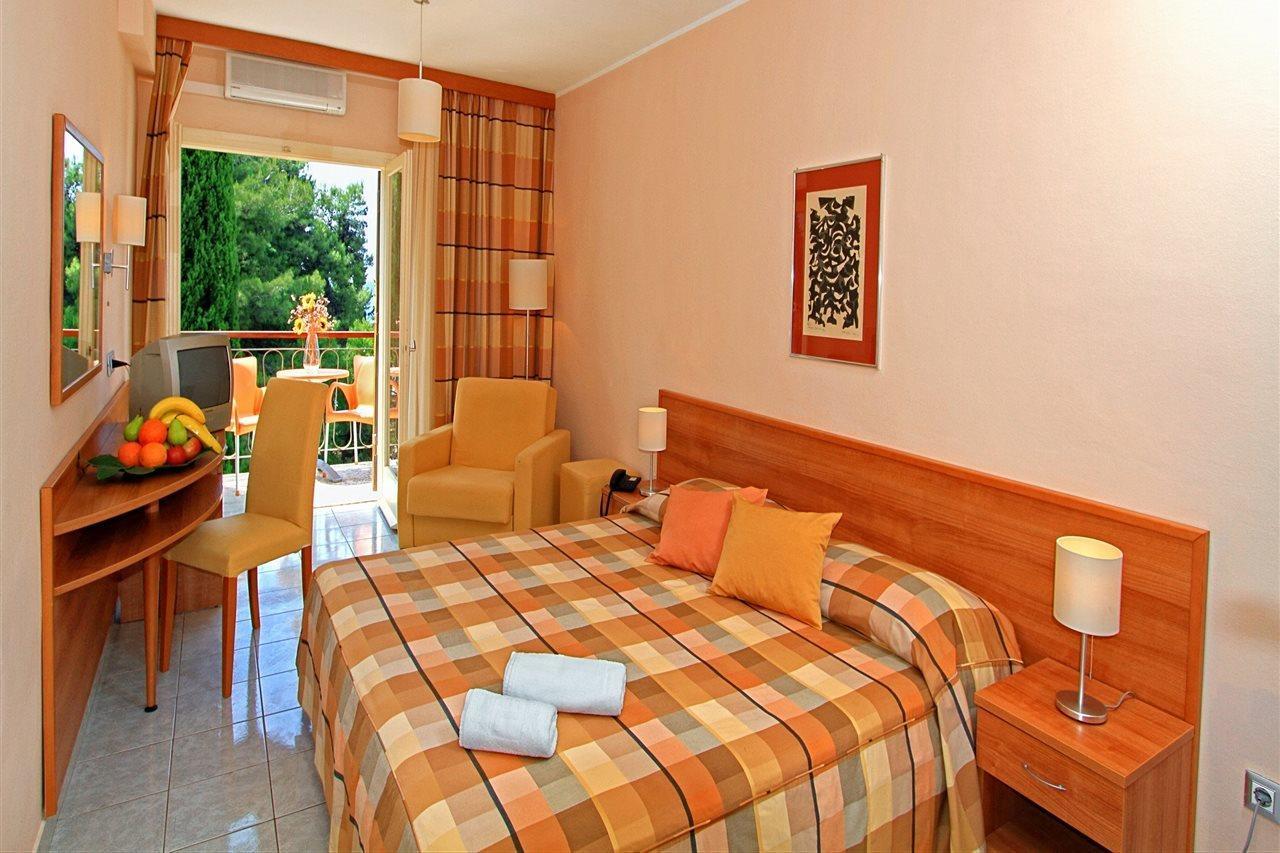 Aminess Vival Casa Velaris Hotell Supetar Eksteriør bilde
